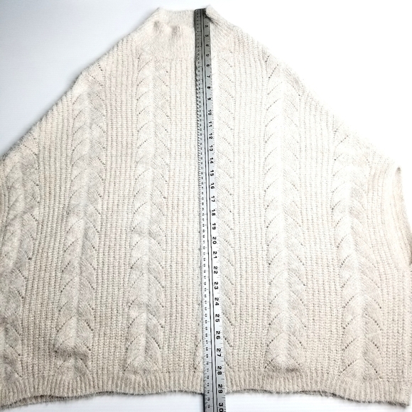 Anthropologie Akemi & Kin Eyelash Turtleneck One Size Biege Cable Knit Poncho - Picture 6 of 10